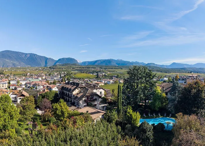 Angerburg Blumenhotel Appiano Sulla Strada Del Vino