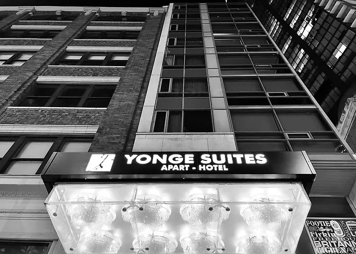 Yonge Suites Apart Hotel