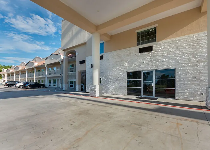 Baymont By Wyndham Kingwood