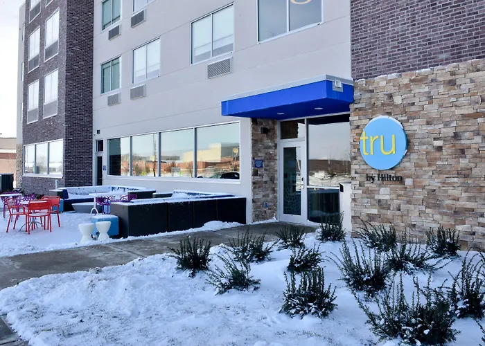 Tru By Hilton Lawrence