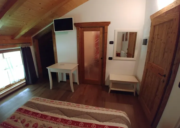 Hotel Rifugio Lo Scoiattolo Peio