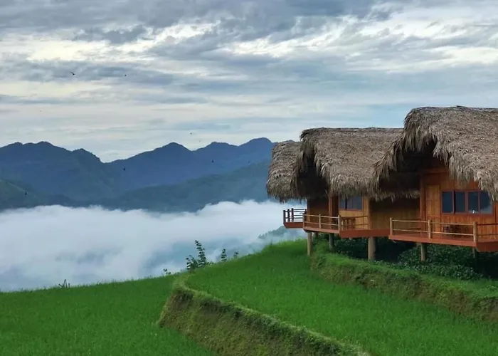 Hoang Su Phi Lodge