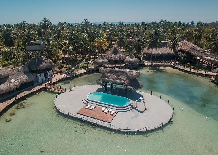 Múcura Club Hotel