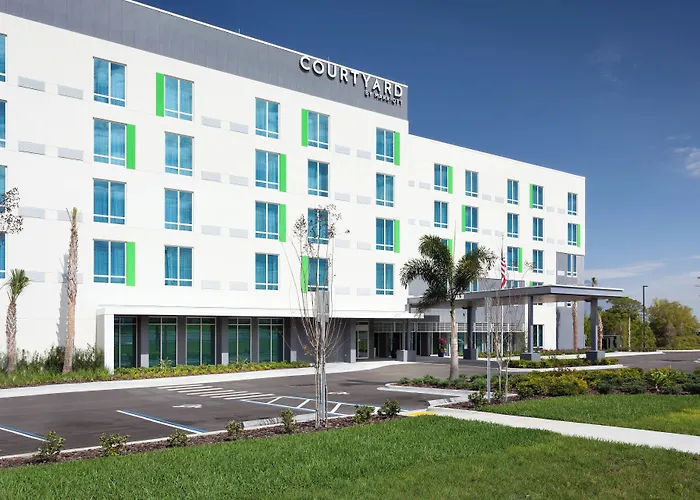Courtyard By Marriott Winter Haven