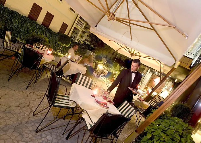 Shg Hotel De La Ville Vicence