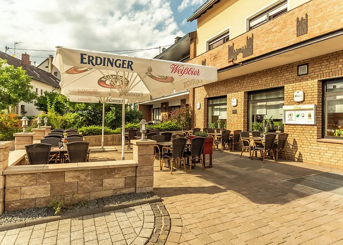 Hotel Restaurant Zur Neroburg