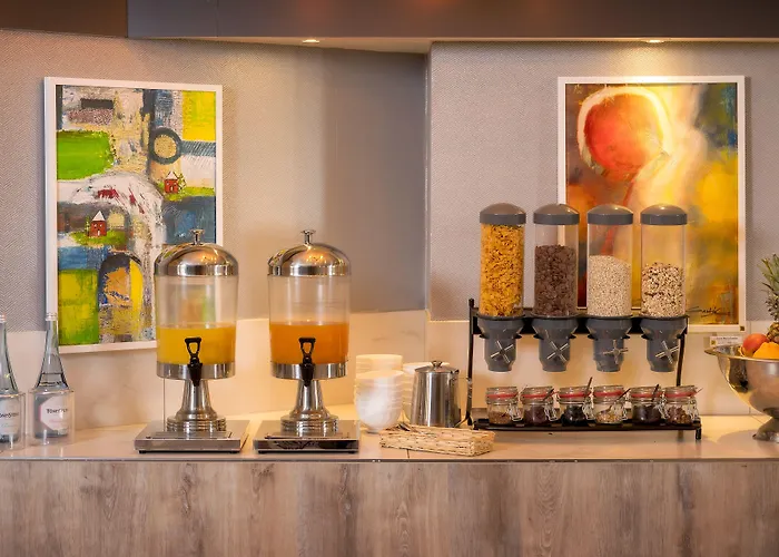 Four Stars By City Hotel