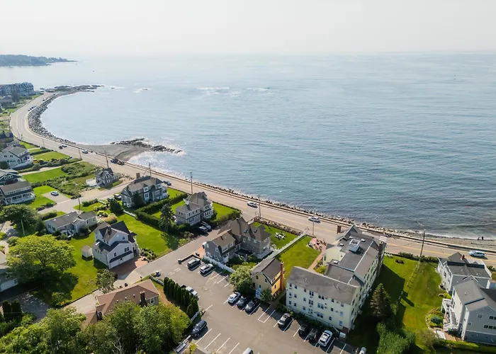 The Beach House Inn