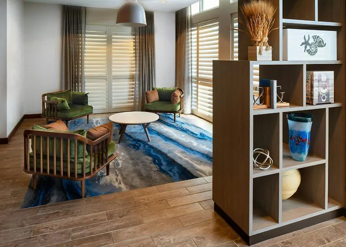 Fairfield Inn & Suites By Marriott Savannah Midtown