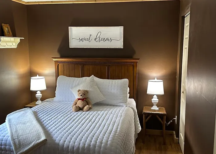 Little Main Street Inn