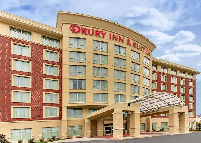 Drury Inn & Suites West