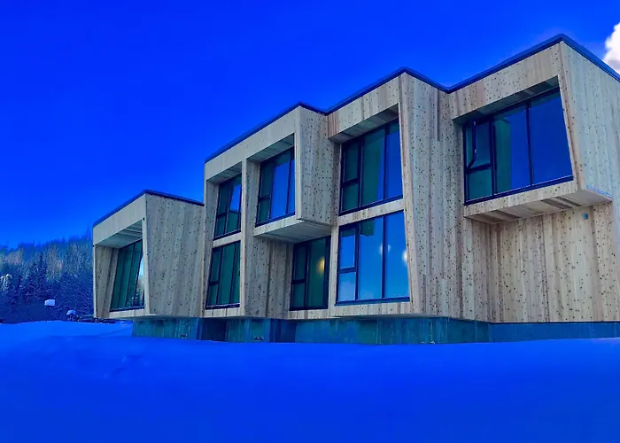 Aurora Villa