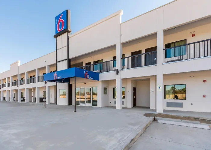 Motel 6-, Tx
