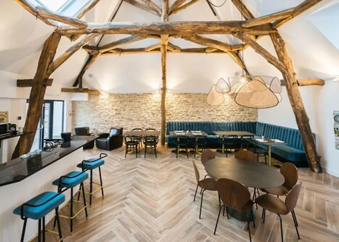 La Maison Deveney Mars