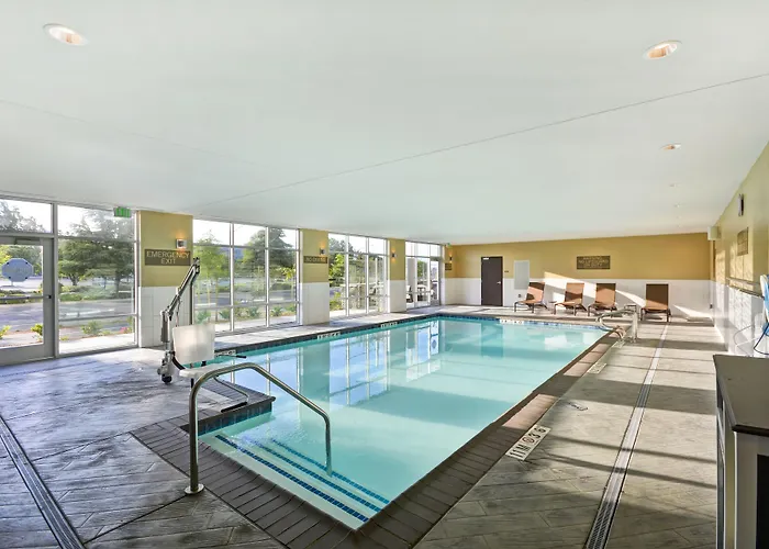 Hyatt Place Fresno