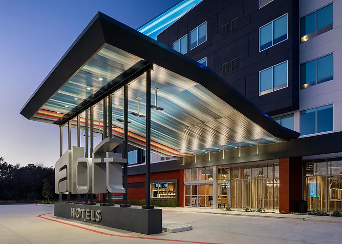 Aloft By Marriott Shenandoah Woodlands Area Hotel