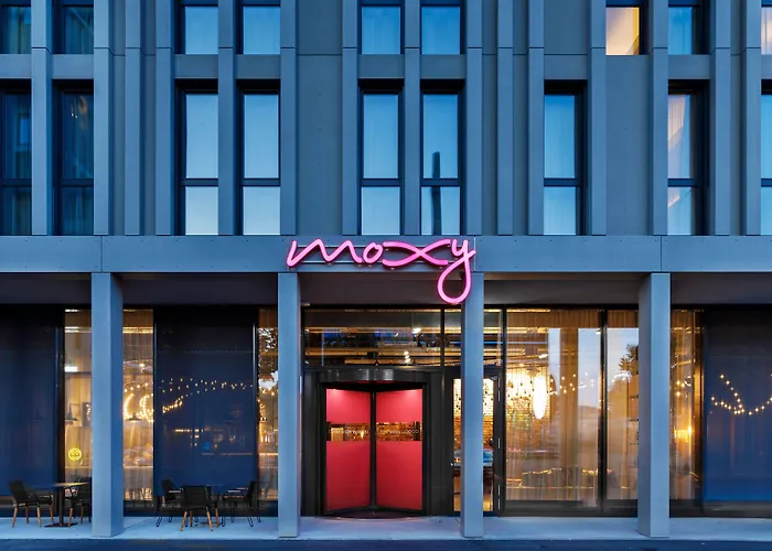 Moxy Bern Expo