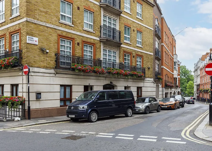 Carlton Court - Mayfair