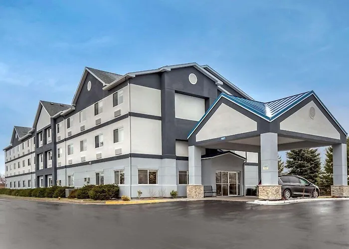 Comfort Inn & Suites Liverpool - Syracuse