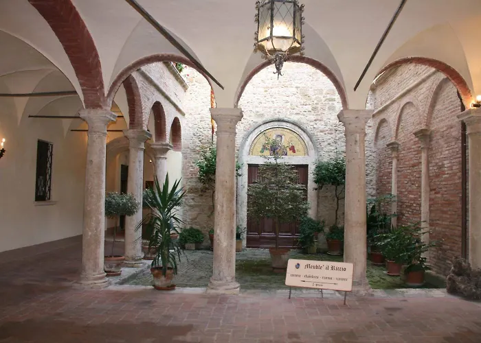 Meuble Il Riccio Bed & Breakfast Montepulciano
