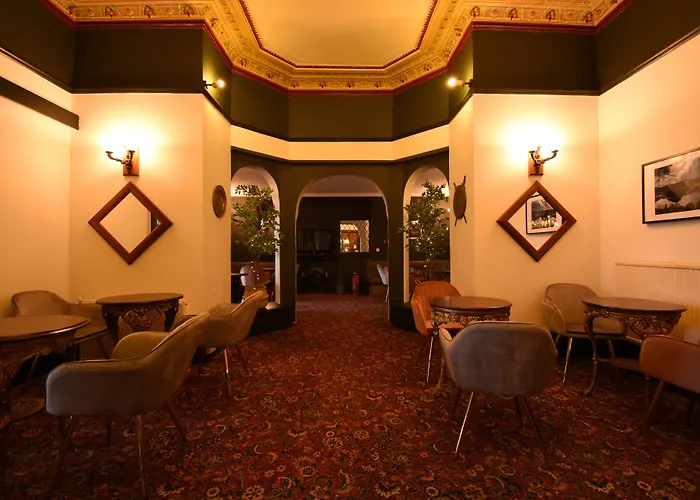 Pinegrove Hotel Carlisle 