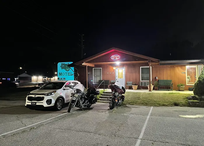 Pine Valley Motel