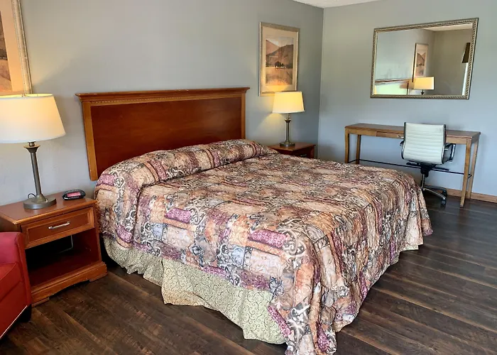 Hiway Inn Express Route 66