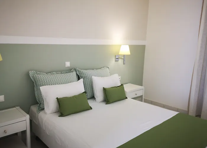 Kouros Seasight Hotel