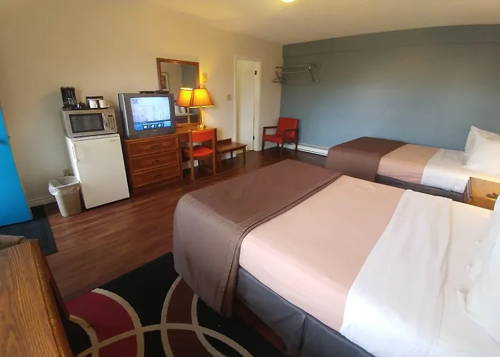 Northlander Motel
