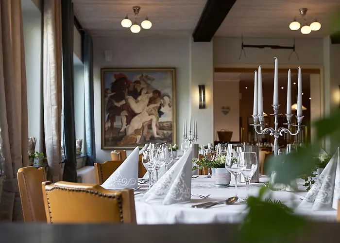 Hotel Zur Burg Sternberg