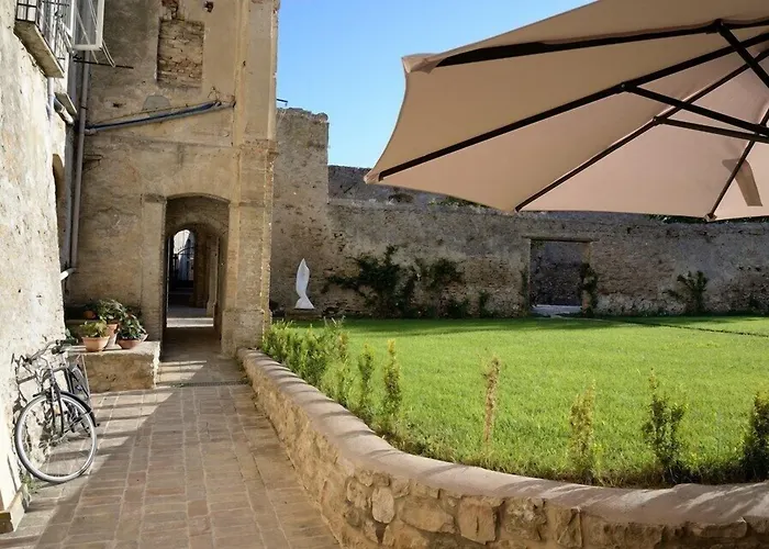 Bed and Breakfast Torre della Loggia - Dimora Storica - Ortona