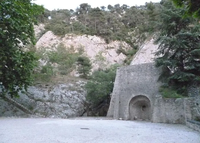 Gite Fa Mille Maison Bleu Robion en Luberon