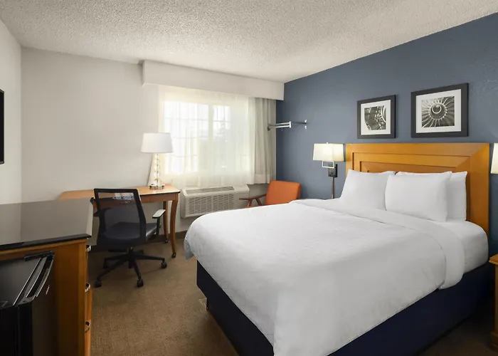 Harbor Town, BW Signature Collection By Best Western