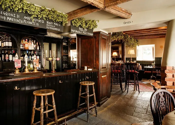 Fleur De Lys Inn, Cranborne
