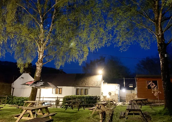 The Moon Inn At Stoney Middleton