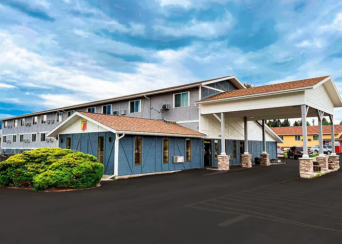 Super 8 By Wyndham Missoula/Brooks Street