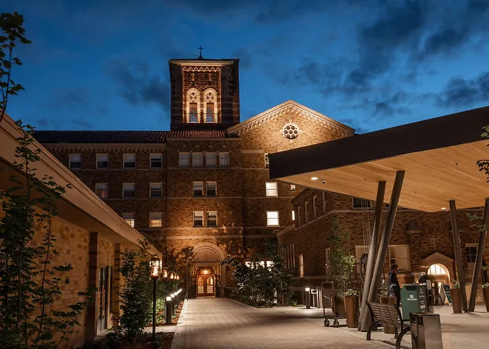 The Lodge At St Edward Park