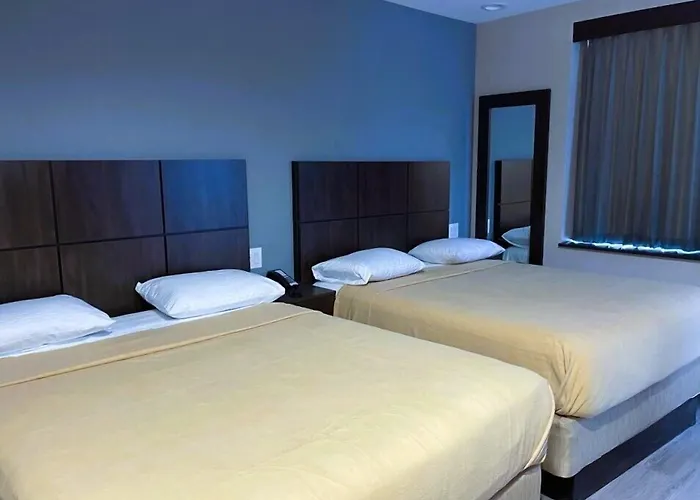 Royal Hotel Bronx