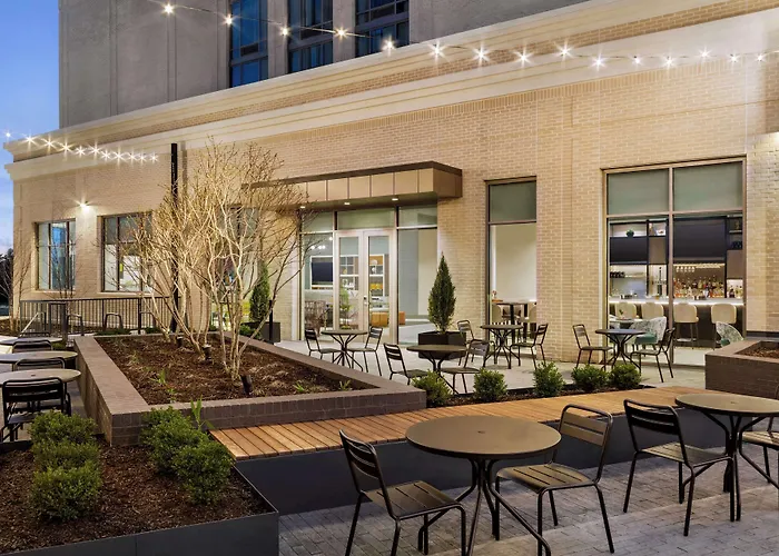 Home2 Suites By Hilton West End Avenue