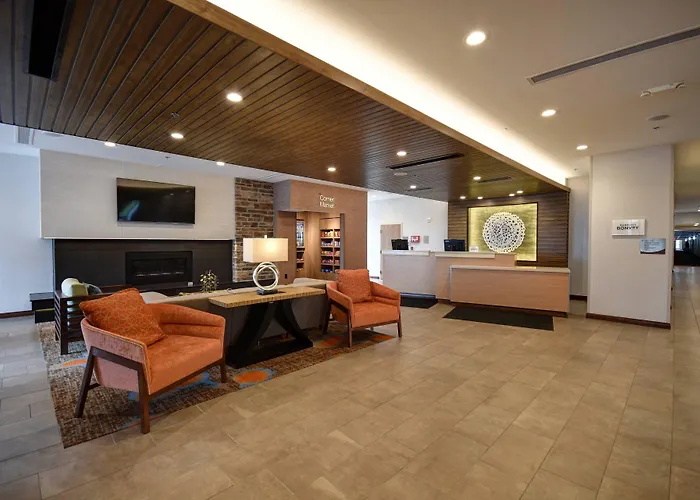 Fairfield Inn & Suites By Marriott Milwaukee North