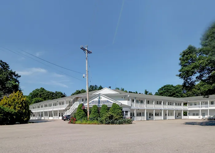 Hamilton Village Inn