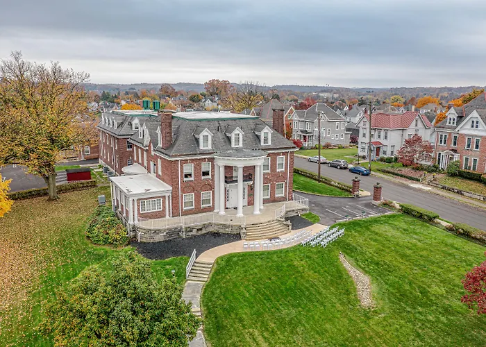 The Grandeur Estate