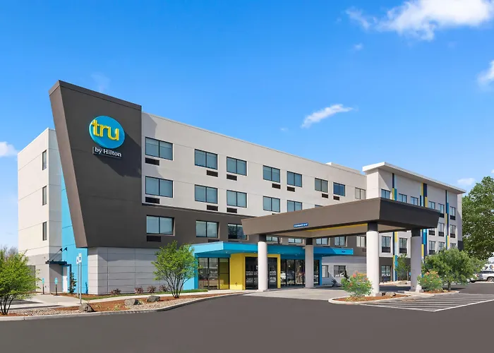 Tru By Hilton Airport, Or