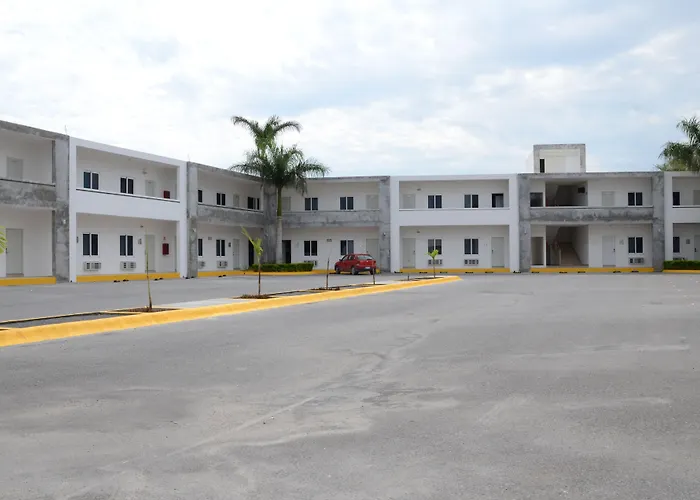 Hotel Monarca