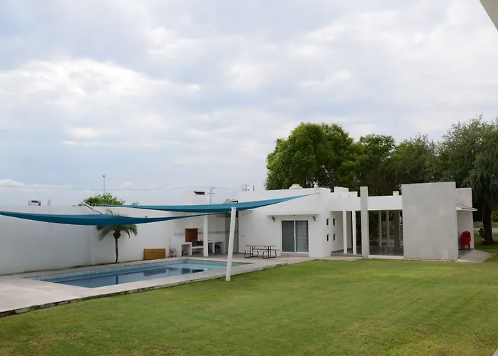 Hotel Monarca