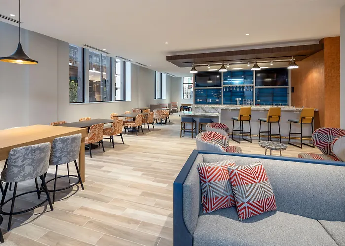 Hilton Garden Inn- Central Loop