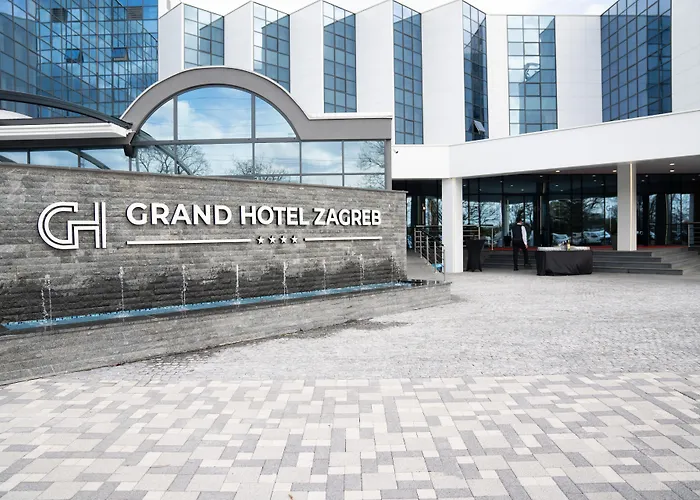 Hotel Holiday