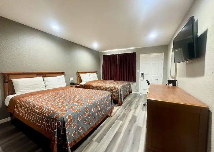Villa Court Inn