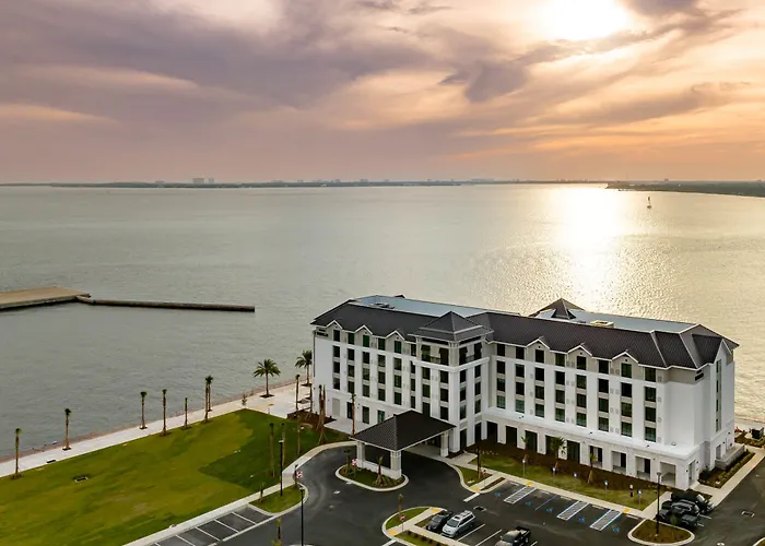 Indigo - Marina By Ihg