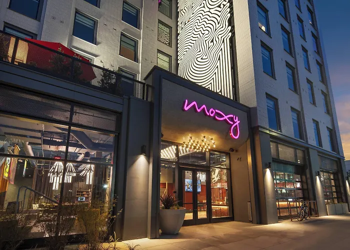 Moxy Oakland Uptown